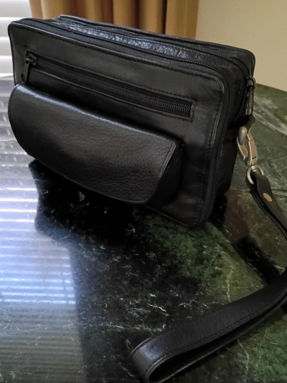 Wilsons Mens Black Leather Bag Travel Case